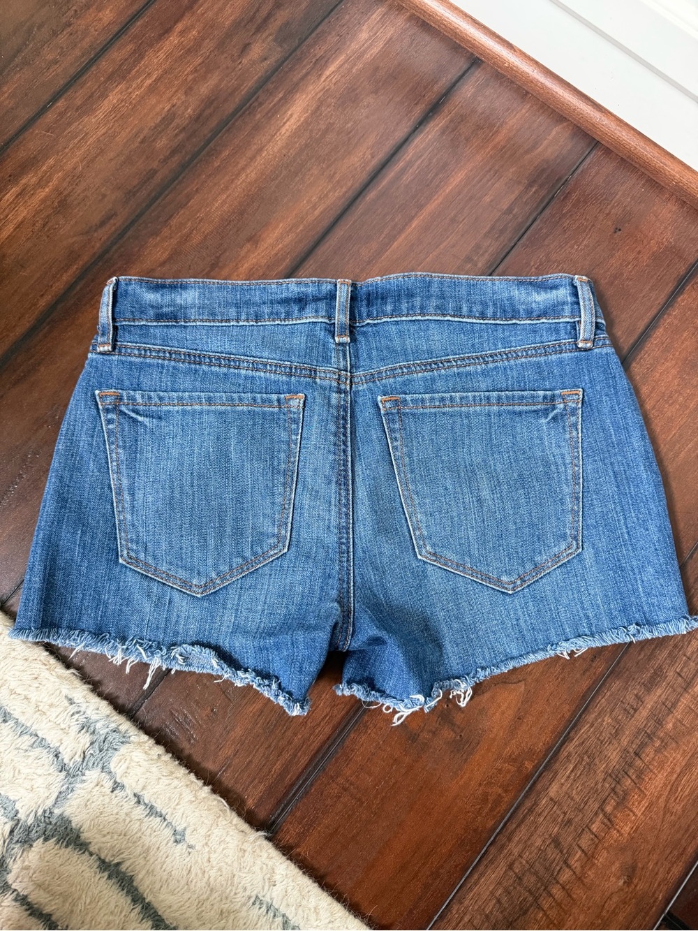 LOFT Blue Denim Button-Front Frayed Hem Women's Shorts - Picture 2 of 5